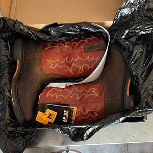 Ariat Men's Brown and Red Western Boots